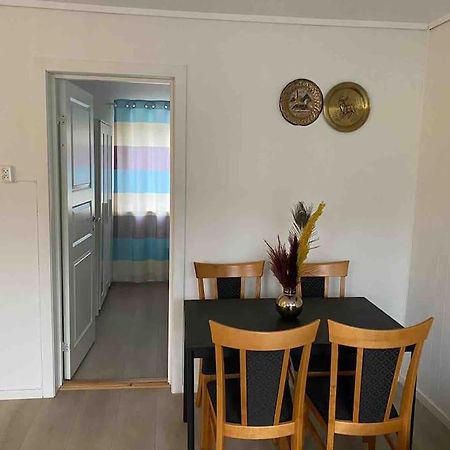 Lovely 2 Bedroom Apartmen With Free Parking Берген Екстериор снимка