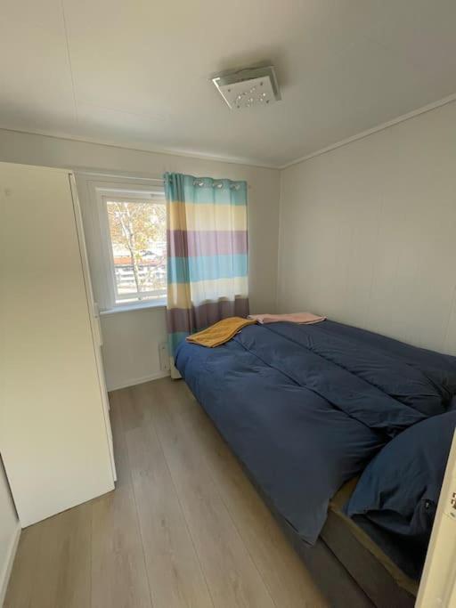 Lovely 2 Bedroom Apartmen With Free Parking Берген Екстериор снимка